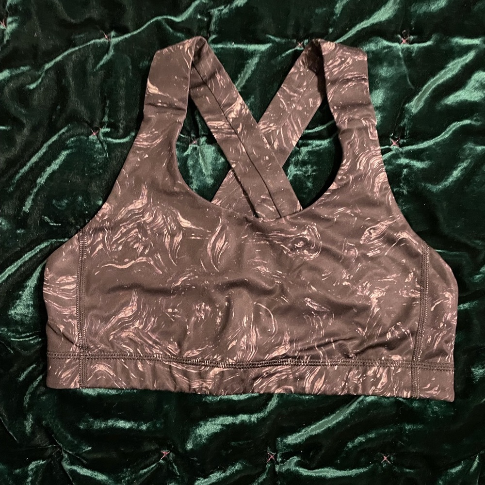 LULULEMON sports bra